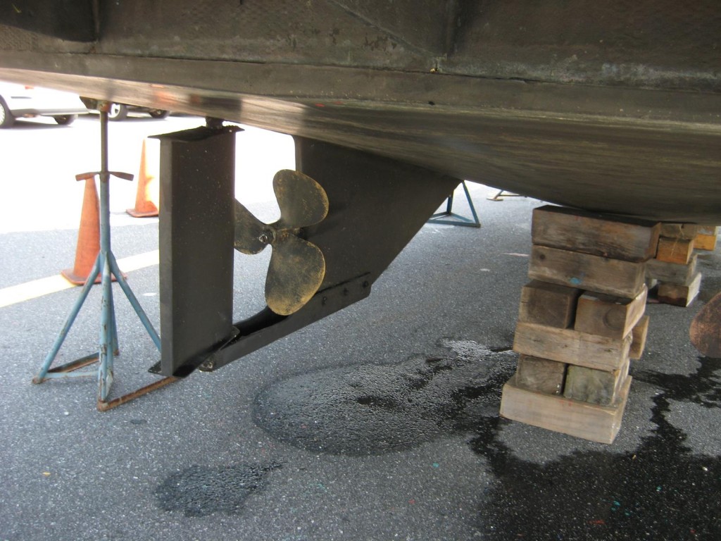 FG - port stern gear